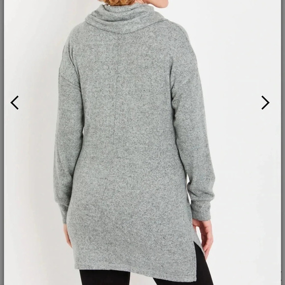 Hacci Cowl Neck Maternity Sweatshirt - Picture 2 of 10